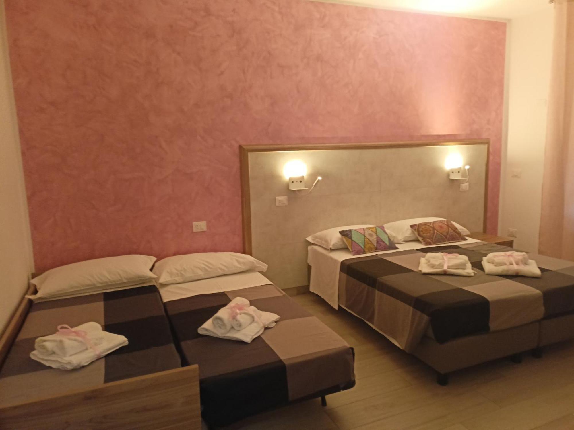 La Dea Rooms Ferrara Exterior foto